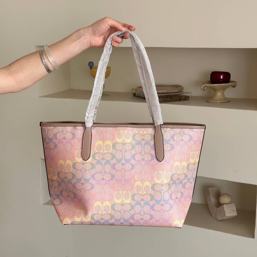 Coach Rainbow Color Shopping Bag Handbag - Picture 2 of 6